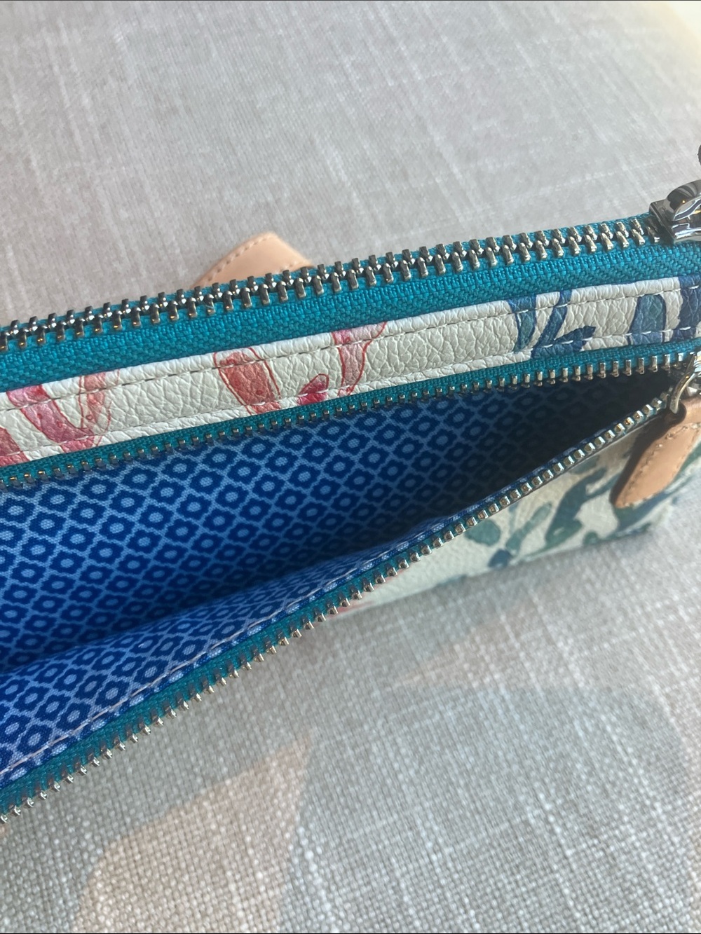 BRIGHTON Brighton "Under the Sea" 2019 Collection Organizer Wallet Wristlet NWT - Picture 3 of 9